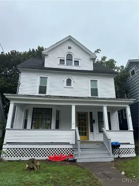 1613 W Colvin St, Syracuse, NY 13207
