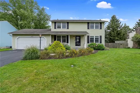 8139 Balsamwood Ln, Clay, NY 13090