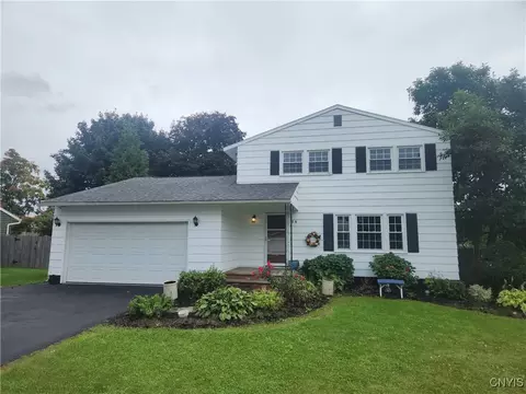 14 Dewline Rd, Clay, NY 13090