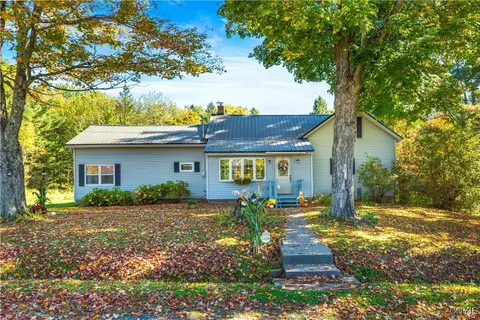 8306 E Floyd Rd, Floyd, NY 13440
