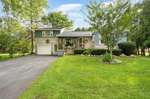 225 Pullman St, Herkimer, NY 13350 photo 2
