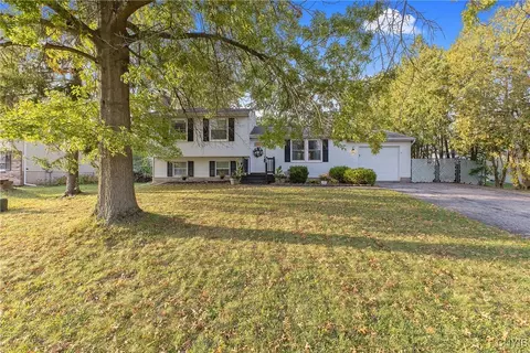 7589 Aster Dr, Clay, NY 13088