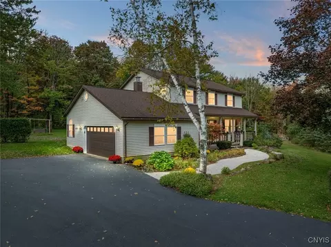 6527 Stage Rd, Utica, NY 13502