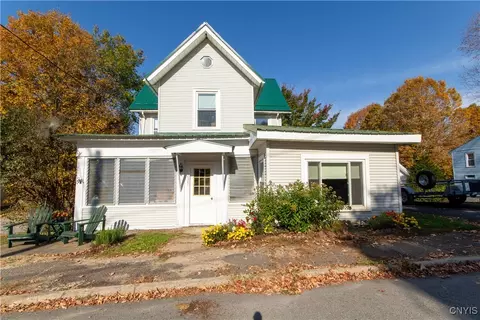 14241 State St, Diana, NY 13648