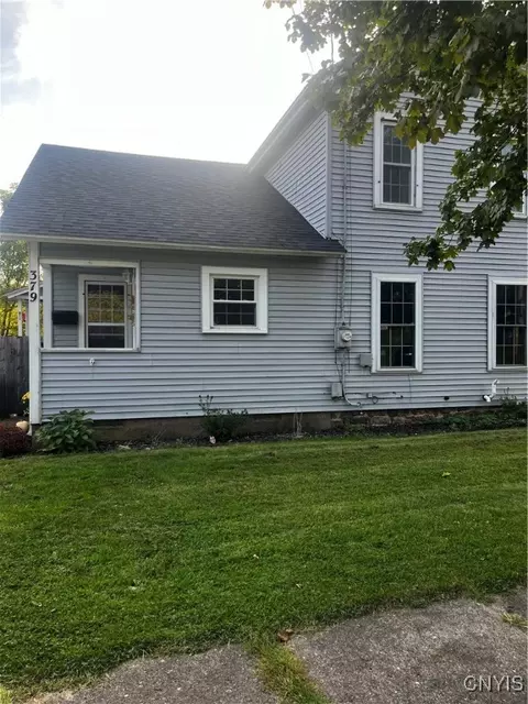 379 Main St, Schroeppel, NY 13135