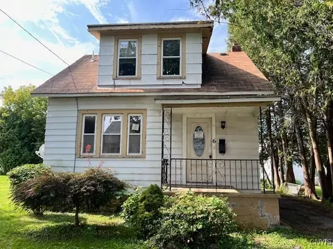 6 2nd St, Whitestown, NY 13495