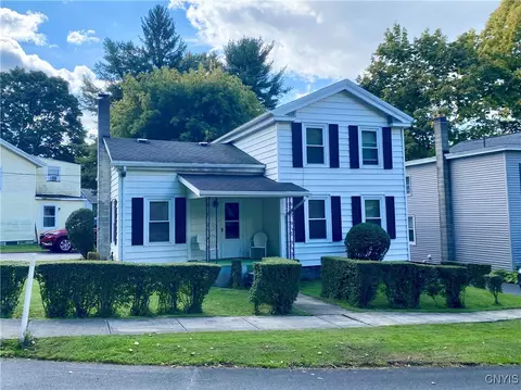 2768 Green St, Brutus, NY 13166