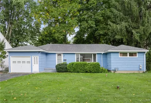 110 Gordon Ave, Salina, NY 13211