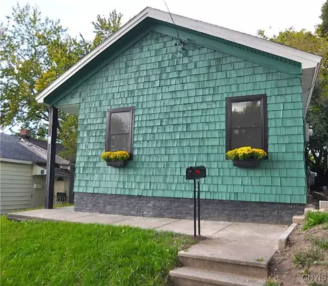119 Beecher St, Syracuse, NY 13203