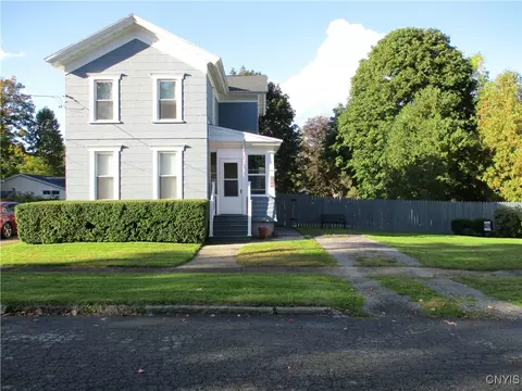 248 W Hickory St, Lenox, NY 13032