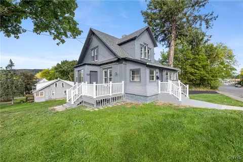 6408 S Salina St, Onondaga, NY 13120