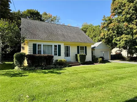 417 Cleveland Blvd, Fayetteville, NY 13066