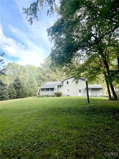 8197 Speach Dr, Lysander, NY 13027 photo 9