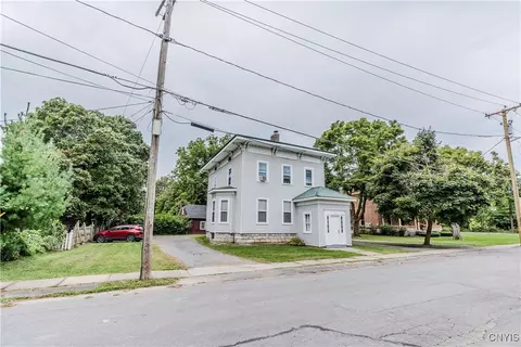 240 Rexford Pl, Watertown, NY 13601