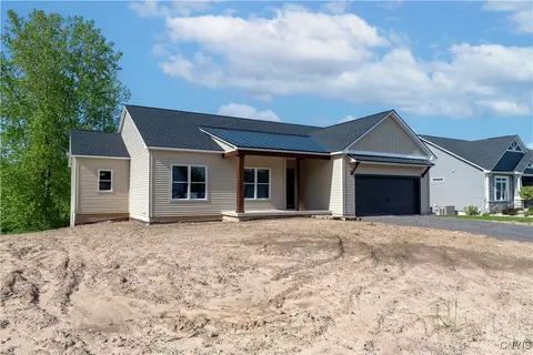 3034 Chillingham Way, Lysander, NY 13027