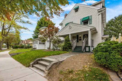 305 Plymouth Dr, Syracuse, NY 13206
