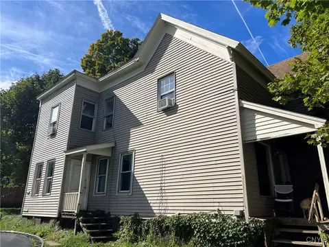 1203 Whitesboro St, Utica, NY 13502