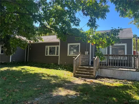 191 Clinton St, Gouverneur, NY 13642
