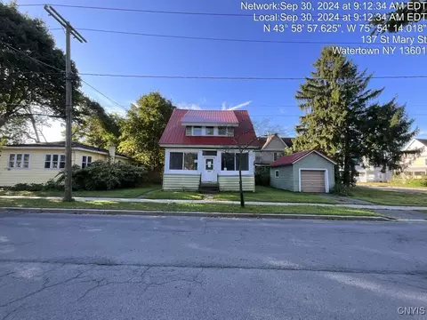 138 Saint Mary St, Watertown, NY 13601