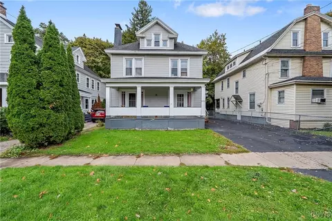 228 Cambridge St, Syracuse, NY 13210