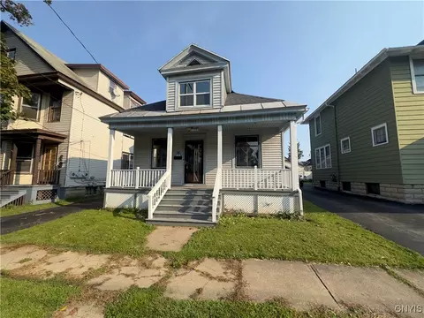 1013 Brayton Park Pl, Utica, NY 13502