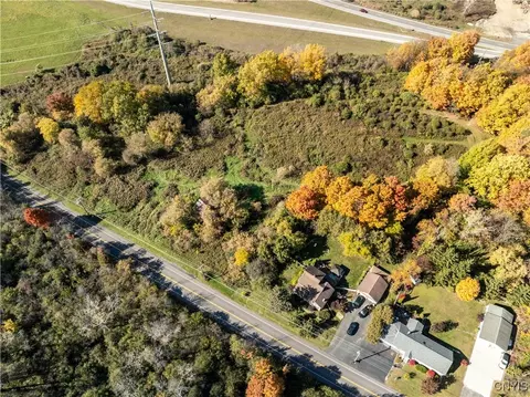 6497 Woodchuck Hill Rd, Dewitt, NY 13078