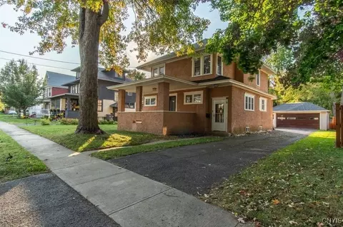 131 Monroe Ave, Watertown, NY 13601