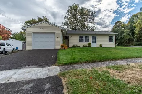 135 Fairmont Ave, Watertown, NY 13601