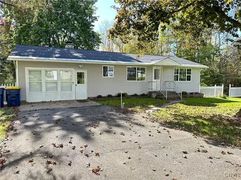 6565 Winchell Ln, Warners, NY 13164
