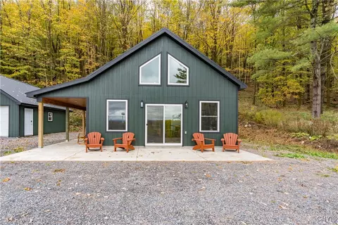 4081 West Rd, Turin, NY 13473