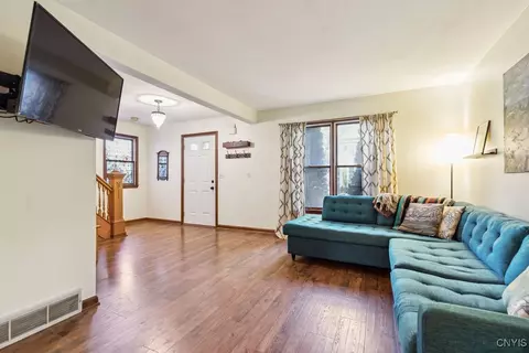 230 Eldorado St, Syracuse, NY 13206 photo 4
