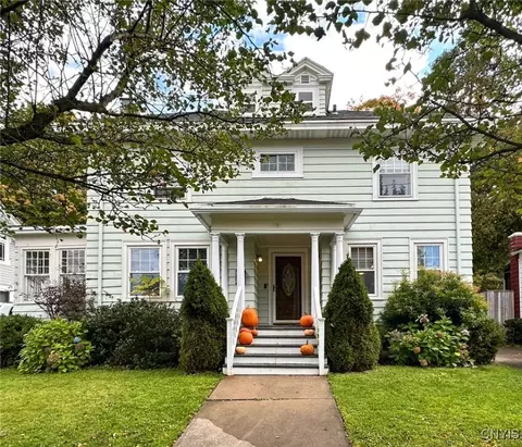 23 Beverly Pl, Utica, NY 13501
