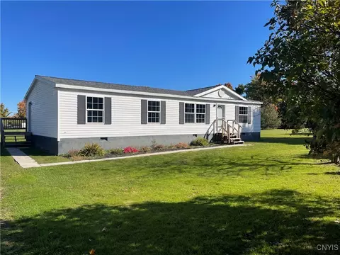 27000 Meadow Ln, Pamelia, NY 13601