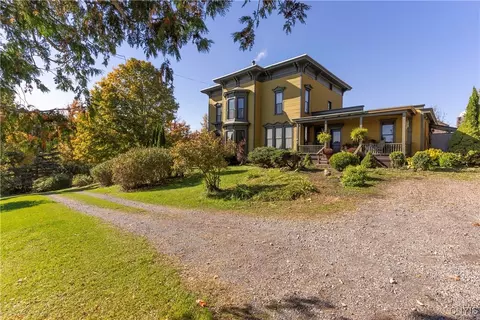 5752 Cramer Rd, Morrisville, NY 13408
