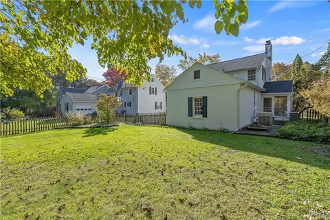 303 Lansdowne Rd, Syracuse, NY 13214 photo 35