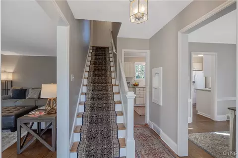 303 Lansdowne Rd, Syracuse, NY 13214 photo 4
