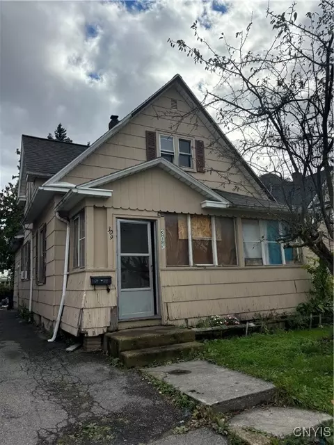 309 Weaver St, Rochester, NY 14621