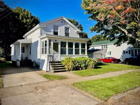 196 W 6th St, Oswego, NY 13126
