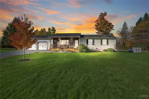 209 County Route 6, Schroeppel, NY 13135