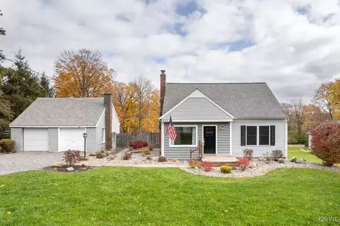 4934 Aitchison Rd, Onondaga, NY 13215