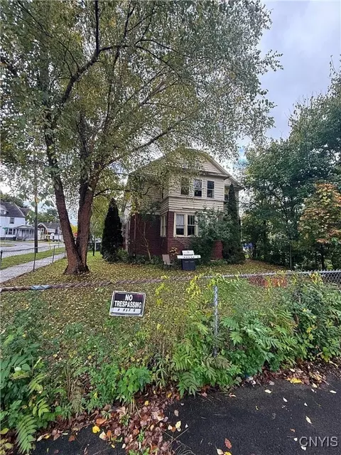 400 Bellevue Ave, Syracuse, NY 13204 photo 4