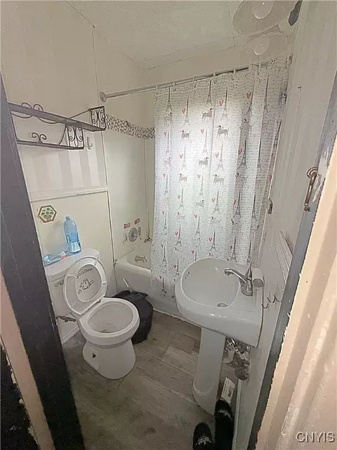 400 Bellevue Ave, Syracuse, NY 13204 photo 8