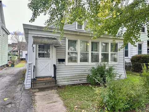 216 Pattison St, Syracuse, NY 13203