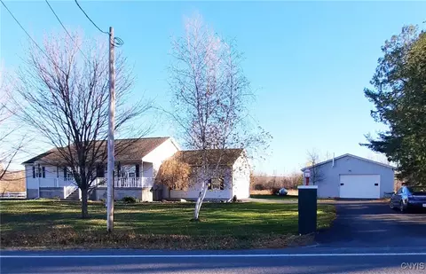 5762 Peterboro Rd, Oneida, NY 13421