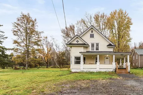 1470 County Route 57, Volney, NY 13069