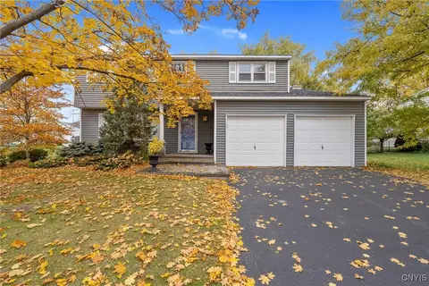 4836 Odonnell St, Liverpool, NY 13088