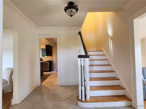 560 Roberts Ave, Syracuse, NY 13207 photo 8