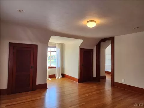 560 Roberts Ave, Syracuse, NY 13207 photo 35