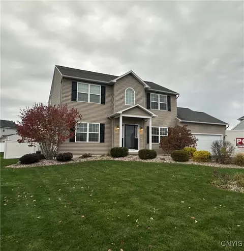7043 Cattlemans Crossing Rd, Cicero, NY 13039