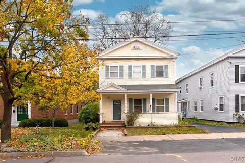 93 W 3rd St, Oswego, NY 13126